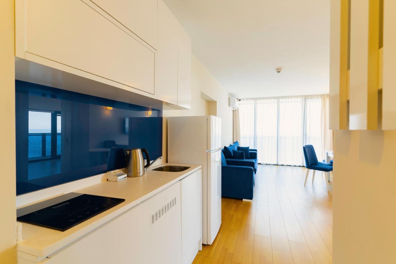 Batum Apart Apartment Екстериор снимка
