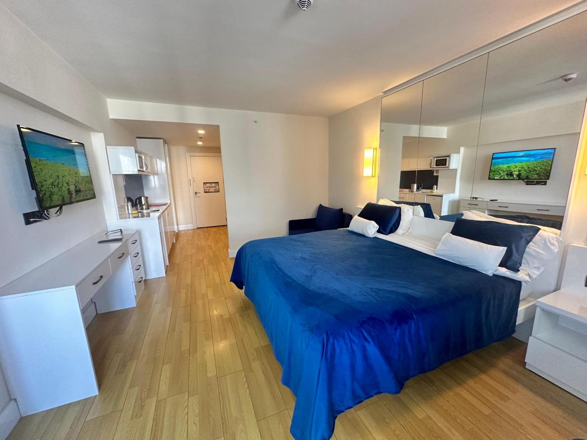Batum Apart Apartment Екстериор снимка