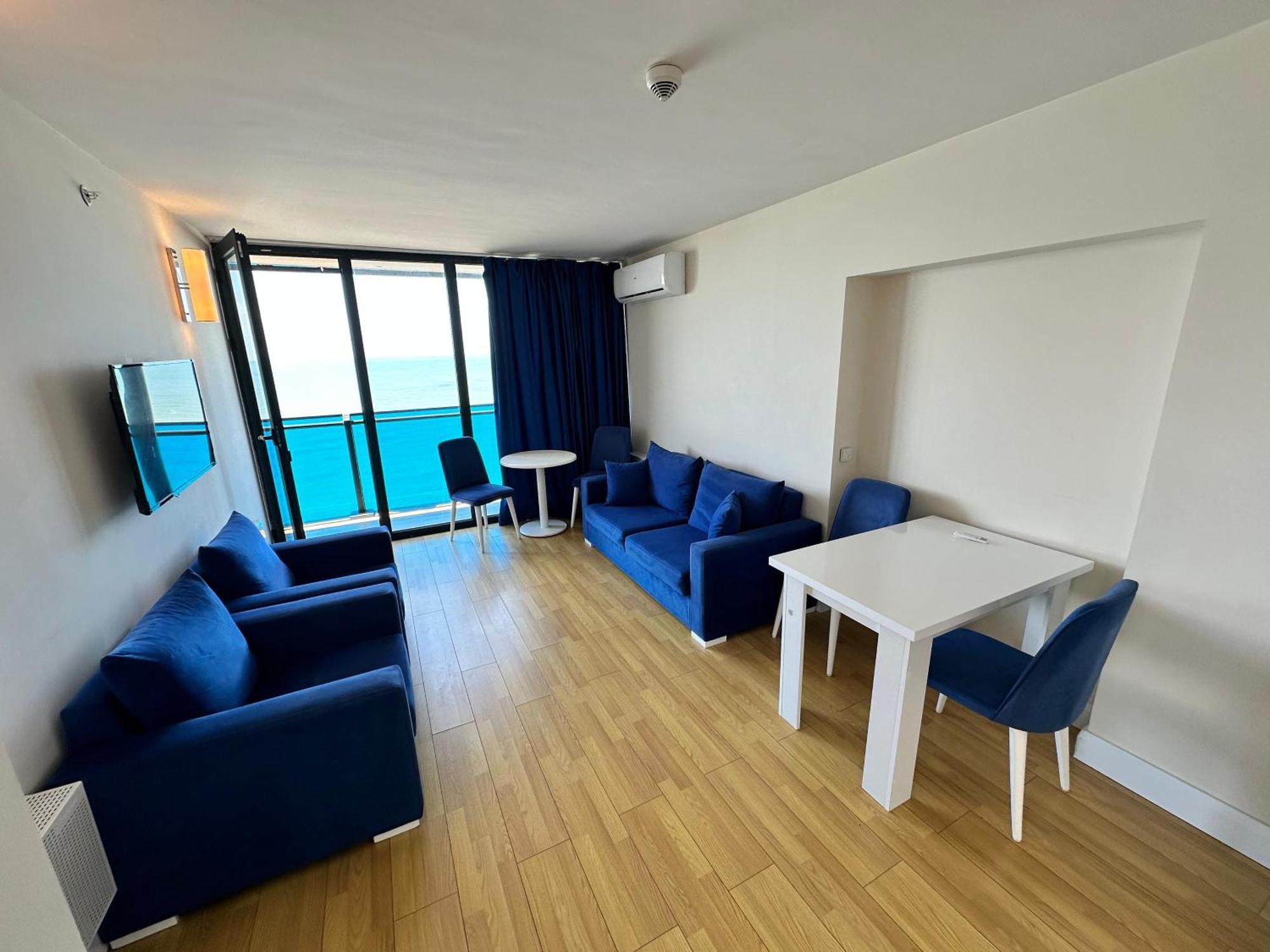 Batum Apart Apartment Екстериор снимка