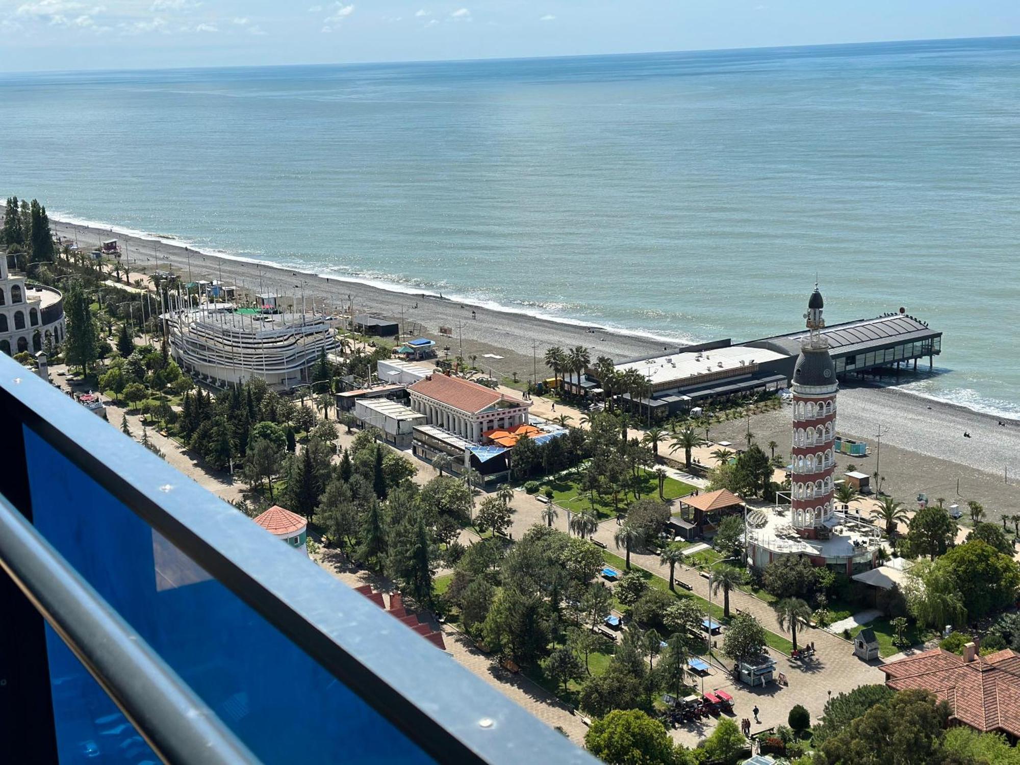 Batum Apart Apartment Екстериор снимка